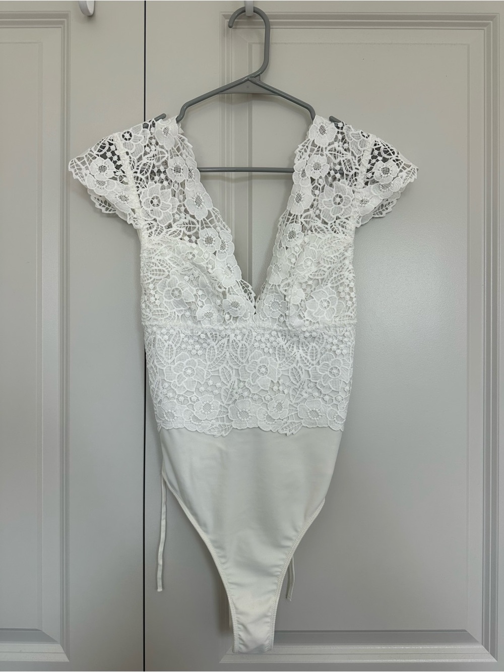 Anthropologie White Lace V-Neck Bodysuit